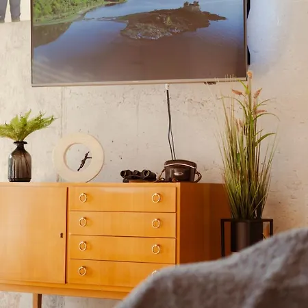 Kurpark Loft: Terrace Retreat With Free Parking Apartment