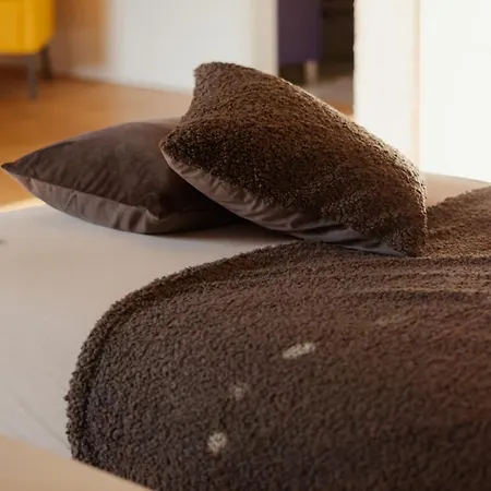 Kurpark Loft: Terrace Retreat With Free Parking Apartment