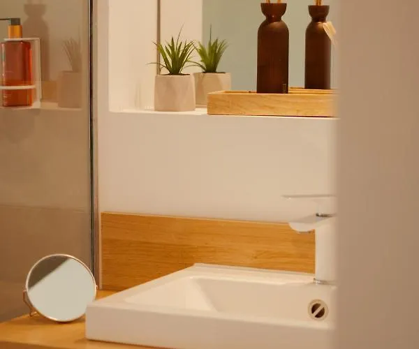 Apartment Loft-apartment - Bestlage Am Kurpark Mit Terrasse - Kostenloses Parken - Küche - Netflix - Waschmaschine Wiesbaden