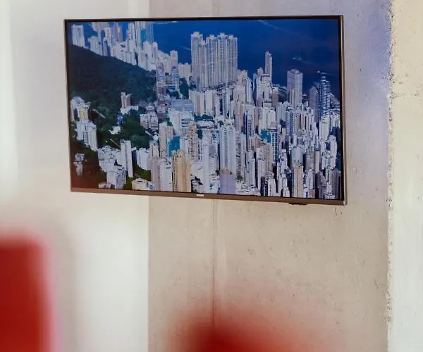 Apartment Kurpark Loft: Terrace Retreat With Free Parking Wiesbaden