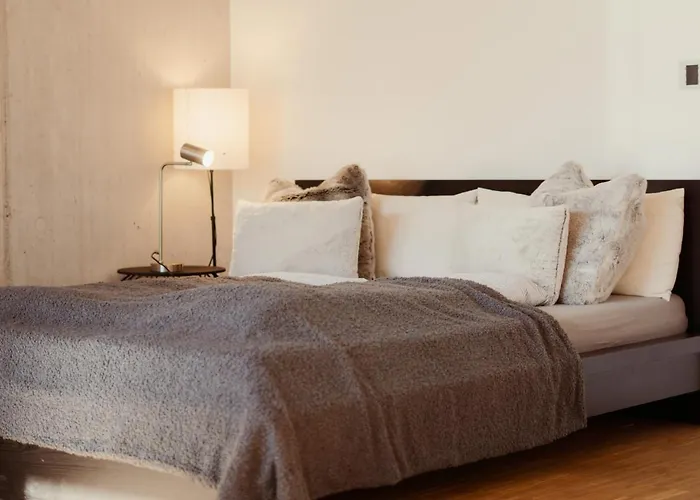 Kurpark Loft: Terrace Retreat With Free Parking *