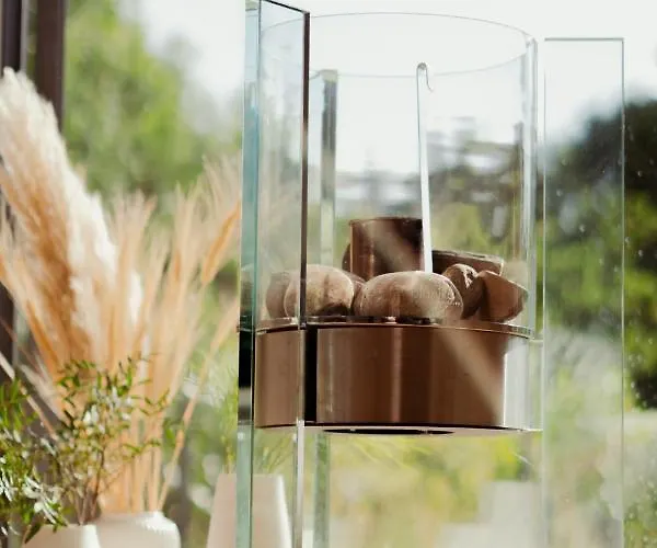 Kurpark Loft: Terrace Retreat With Free Parking Apartment